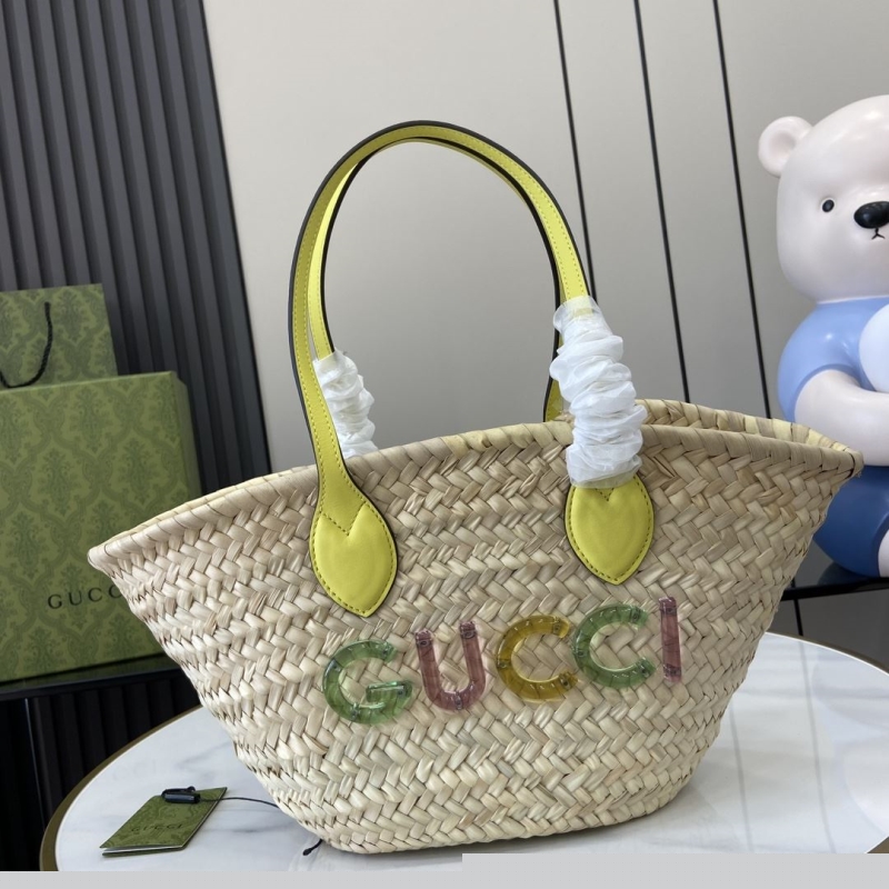 G*u*i shopping bags